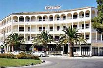 Arcos Playa Apartments