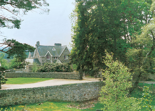 Faunoran House