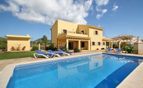 Villa Cara