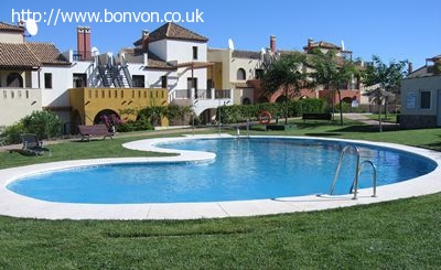 2 Bed Townhouse on Costa Esuri, Sea and Golf