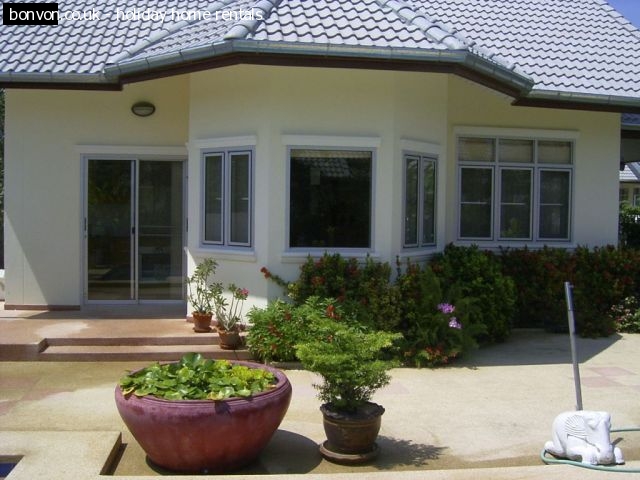 Raya Villa