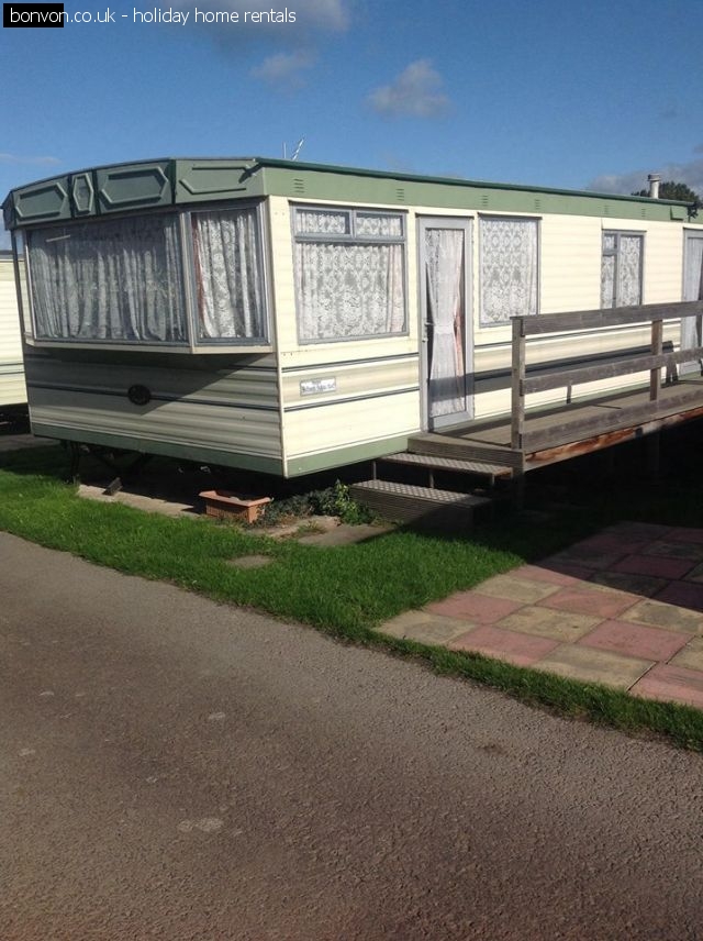 Four Berth Caravan for holiday hire