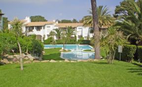 Vila Blanca Townhouses